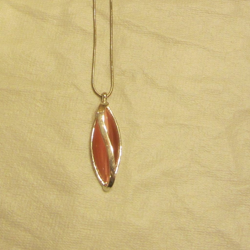 Vtg 90's Elongated Pink Pendant On Silver Tone Snake Chain